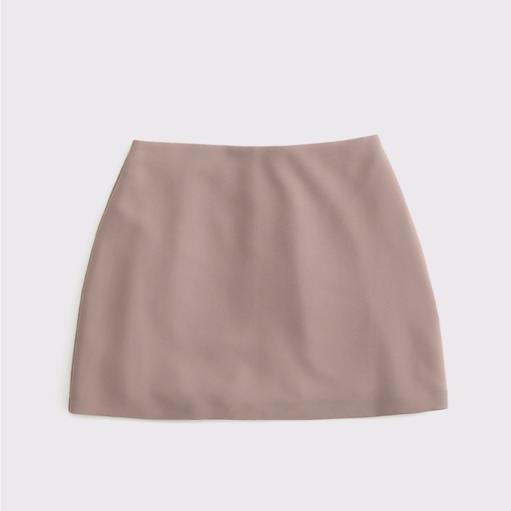 The A&F Scarlett Curve Love Mini Skort